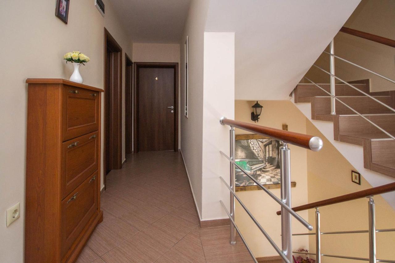 Hotel Czech Rhapsody Νεσέμπαρ Εξωτερικό φωτογραφία